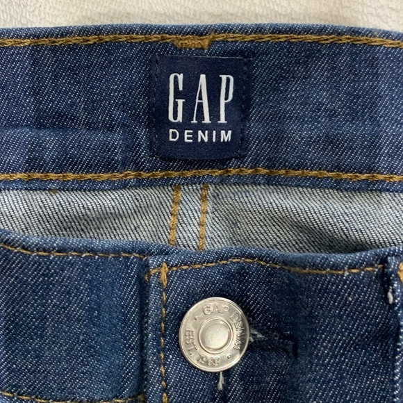 Gap Jeans - Picture 4 of 6